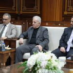 رئيس الهيئة المركزية للرقابة والتفتيش يلتقي محافظ اللاذقية لبحث تعزيز الرقابة في المحافظة.