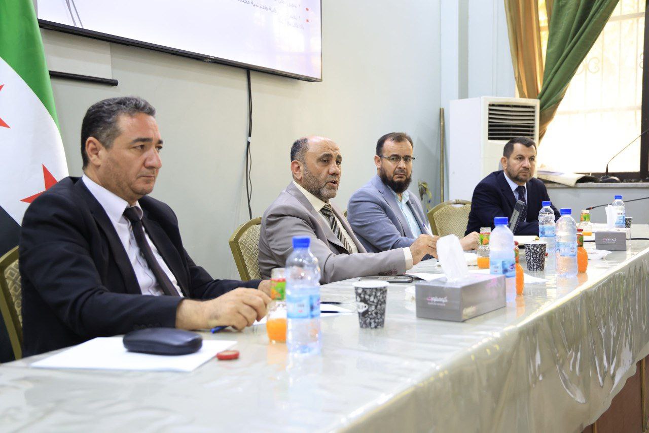 التعاون لتطوير الأداء المؤسسي في التربية