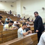 جانب من الاختبار التحريري الذي أجرته الهيئة المركزية للرقابة والتفتيش في محافظات
