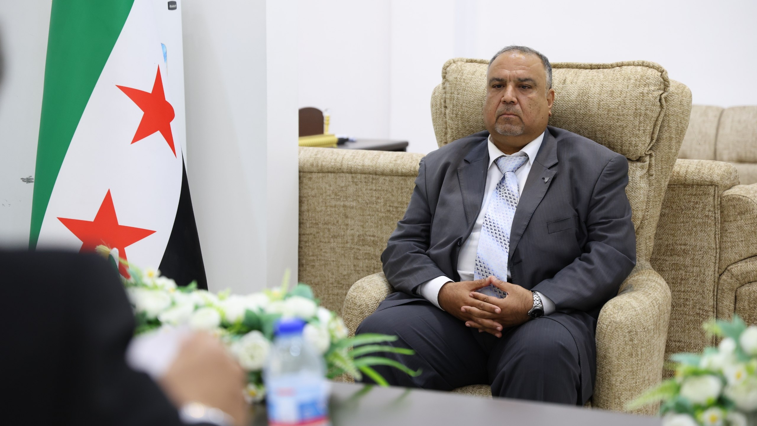 استكمالًا لإجراءات رفد الهيئة المركزية للرقابة والتفتيش بكوادر مؤهلة ونزيهة، بدأت الهيئة اليوم مقابلات الدارسين القانونيين وفقًا للمعايير الرقابية والقانونية التي تعتمدها.
