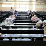 جانب من الاختبار التحريري الذي أجرته الهيئة المركزية للرقابة والتفتيش في محافظات