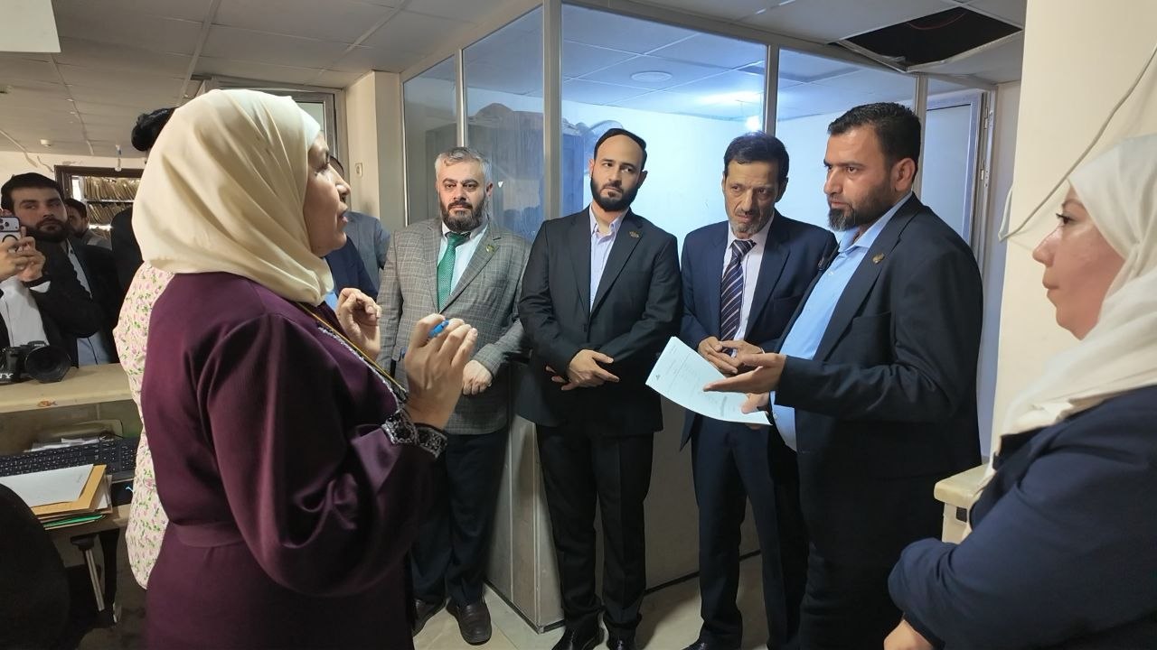 بمشاركة 33 مفتشاً... الهيئة المركزية للرقابة والتفتيش تكشف شبكة فساد واسعة في فرعي المؤسسة العامة للتأمينات الاجتماعية والمؤسسة العامة للتأمين والمعاش بحلب،