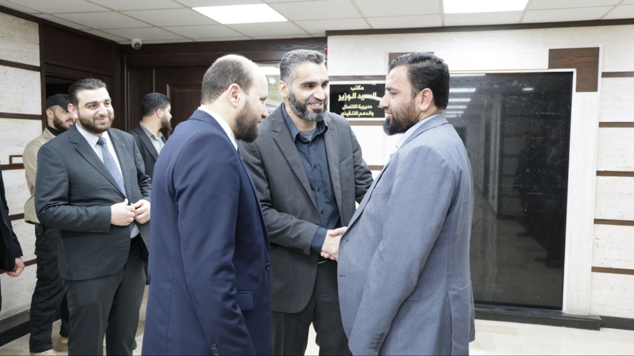 رئيس الهيئة المركزية للرقابة والتفتيش يجري زيارة إلى وزارة الطاقة