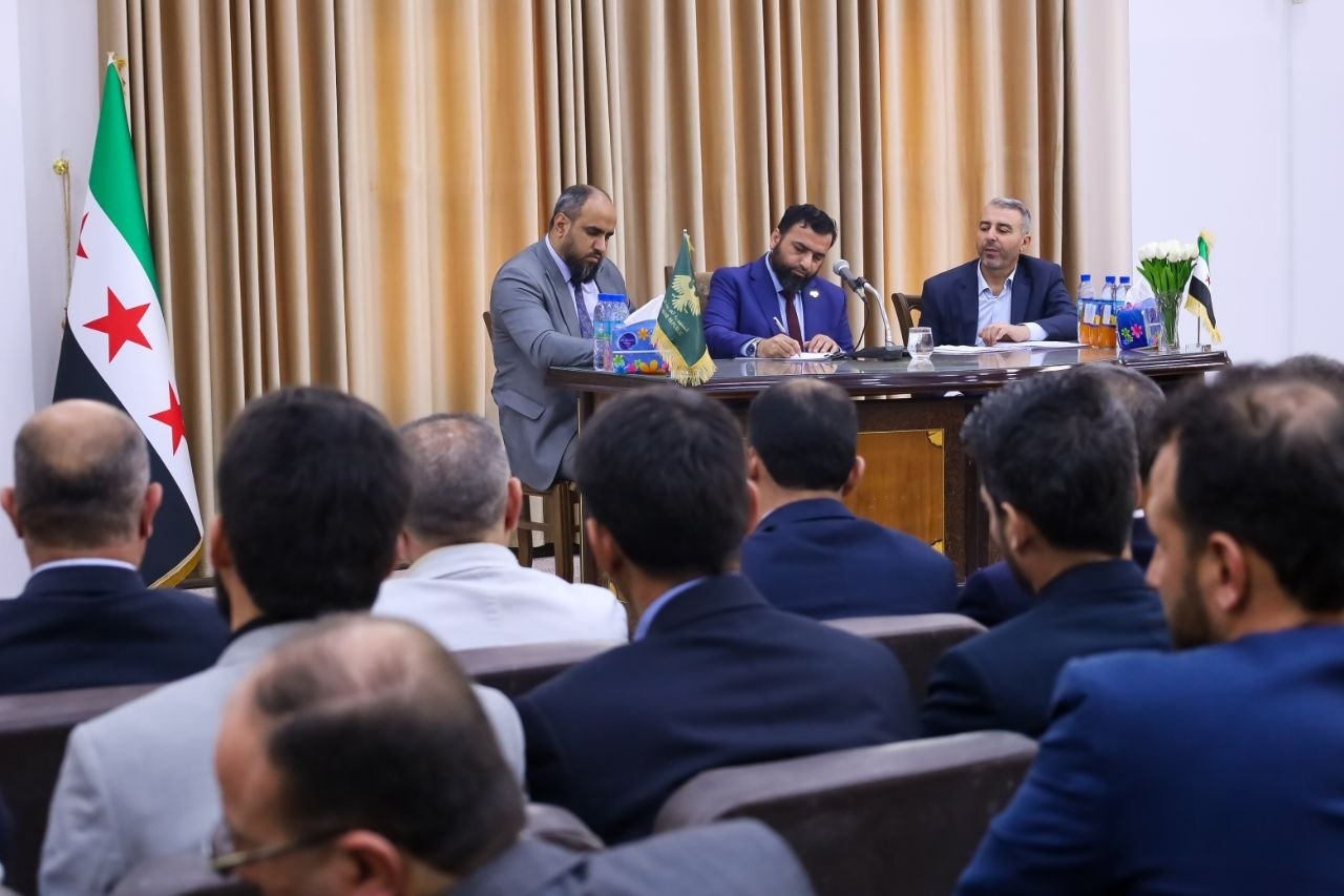 رئيس الهيئة يطّلع على واقع العمل الرقابي في فرعي حمص وحماة.